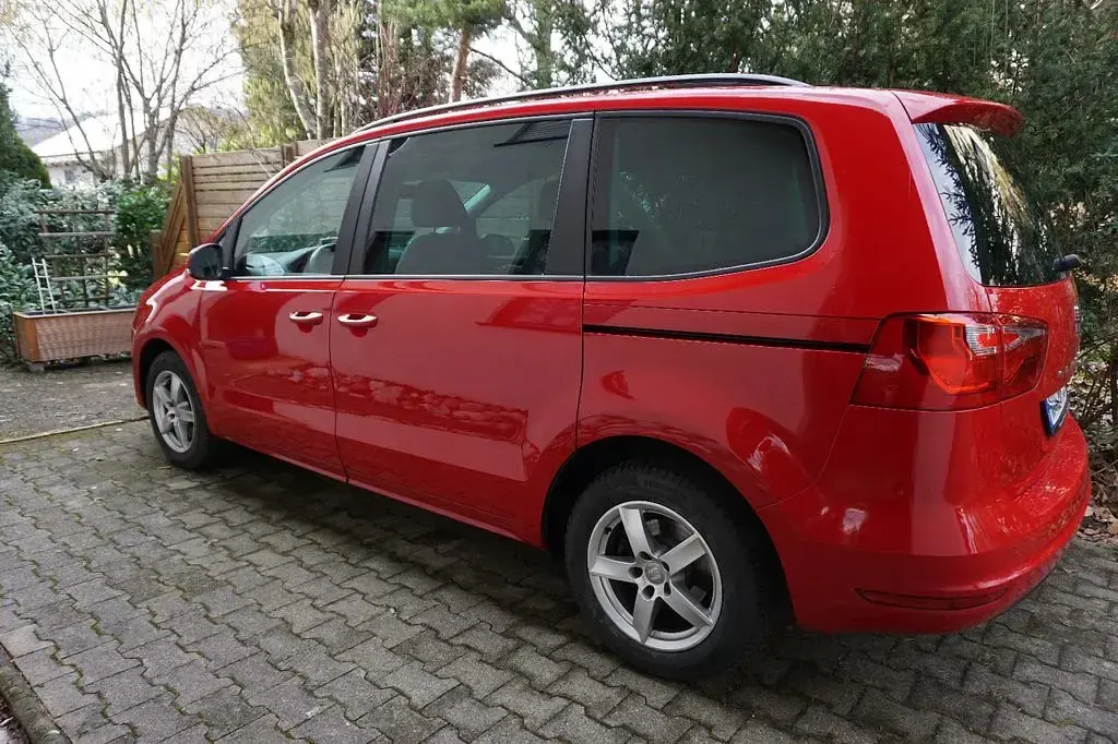 Gebraucht Seat Alhambra Ecomotive 150 PS (110 kW) 2011 Rot Van / Kleinbus