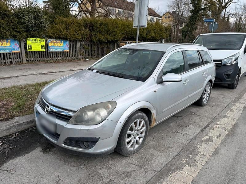 Usata Opel Astra 105 CV (77 kW) 2006 Station wagon