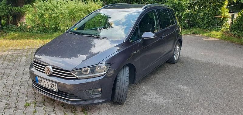 Grau Gebraucht 2016 VW Golf Sportsvan LOUNGE Van / Kleinbus | 14.300 € (Fairer Preis) - Bild 1/4