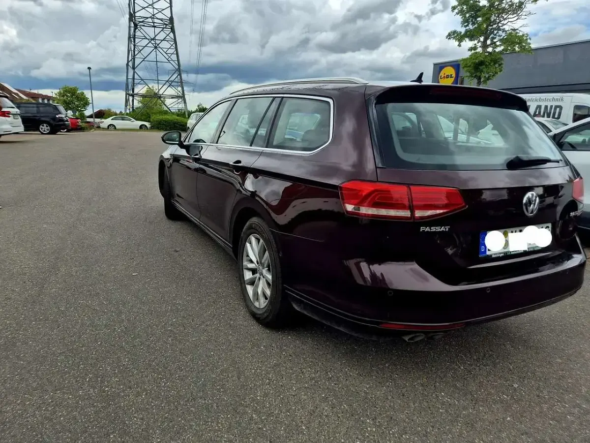 Gebraucht VW Passat Highline 190 PS (139 kW) 2016 Kombi