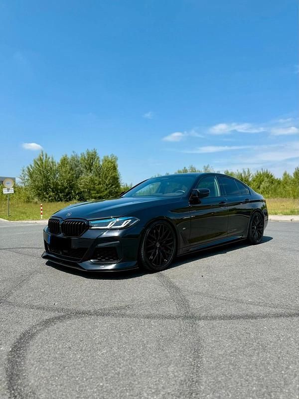 Gebraucht BMW M550 Performance 530 PS (389 kW) 2021 Schwarz Limousine