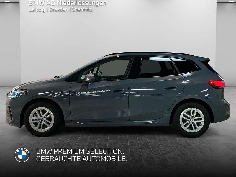 Gebraucht BMW 220 Active Tourer Performance 170 PS (125 kW) 2025 Grau Van / Kleinbus