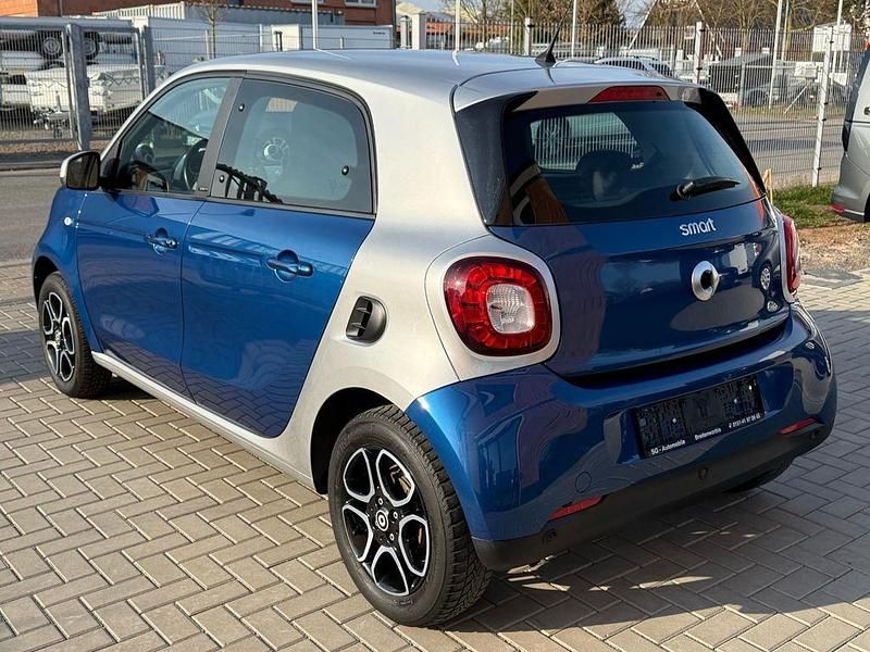 Gebraucht Smart ForFour Basis 71 PS (52 kW) 2014 Kleinwagen
