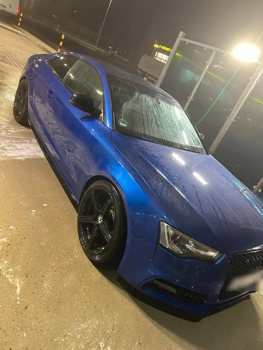 Second-hand Audi A5 Competition 177 CP (130 kW) 2013 Albastru Coupe