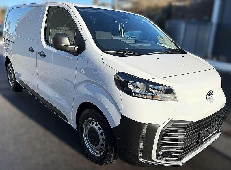 Gebraucht Toyota Proace 144 PS (105 kW) 2024 Ice white Van / Kleinbus