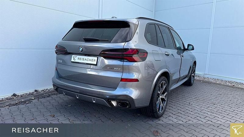 Neu BMW X5 Performance 298 PS (219 kW) 2026 Skyscraper grau metallic SUV