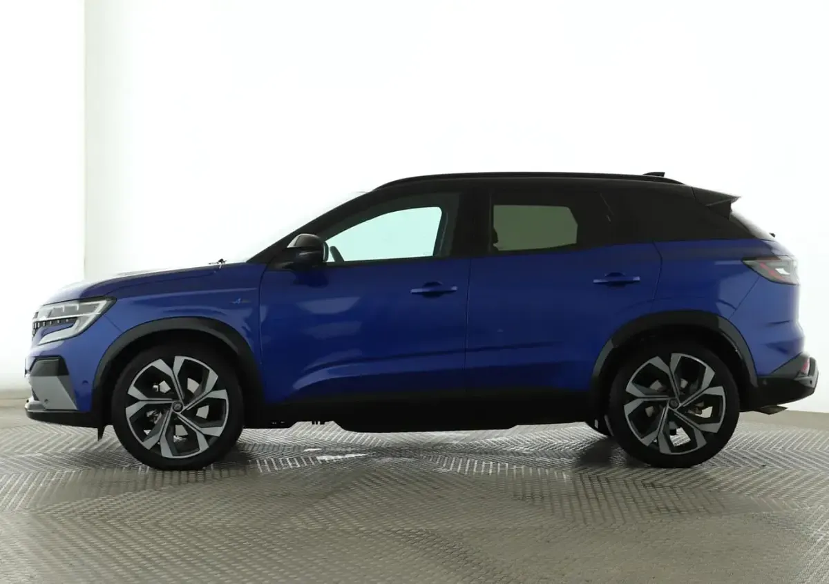 Gebraucht Renault Austral Techno 200 PS (147 kW) 2025 Iron blau / dach black pearlsch SUV