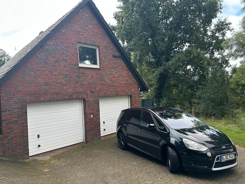 Gebraucht Ford S-MAX Titanium S 175 PS (128 kW) 2008 Schwarz Van / Kleinbus