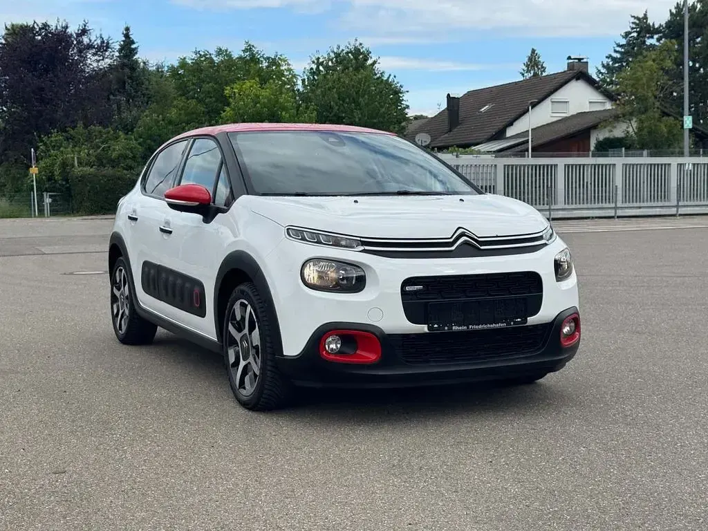 Gebraucht Citroën C3 Shine 110 PS (80 kW) 2017 Weiß Limousine