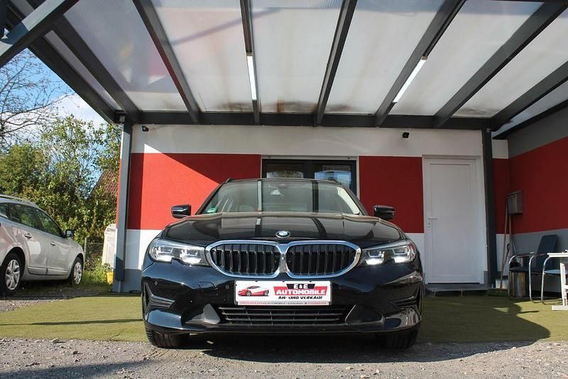Gebraucht BMW 320 Advantage 190 PS (139 kW) 2020 Schwarz Kombi