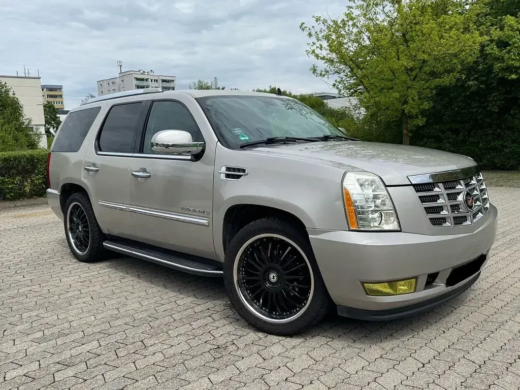 Gebraucht Cadillac Escalade 409 PS (300 kW) 2007 Grau SUV