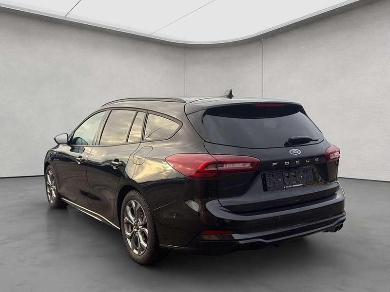 Gebraucht Ford Focus 116 PS (85 kW) 2024 Agate black metallic Kombi
