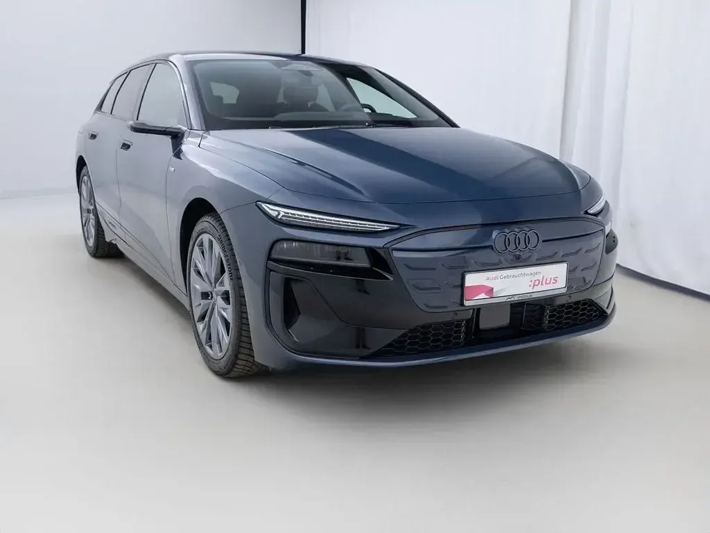 Gebraucht Audi A6 e-tron Ambiente 210 kW (286 PS) 2025 Plasmablau metallic Kombi