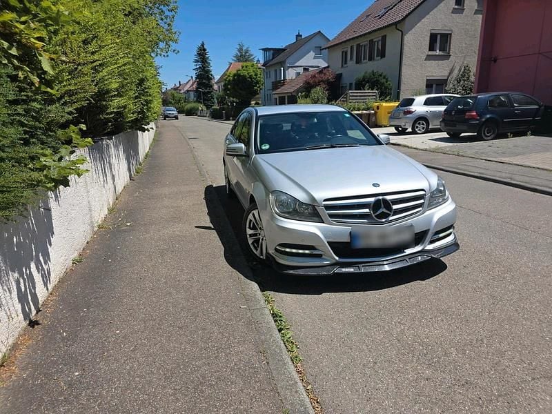Gebraucht Mercedes C220 170 PS (125 kW) 2012 Limousine