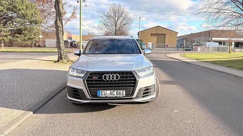 Gebraucht Audi SQ7 Sport 435 PS (319 kW) 2016 Grau SUV