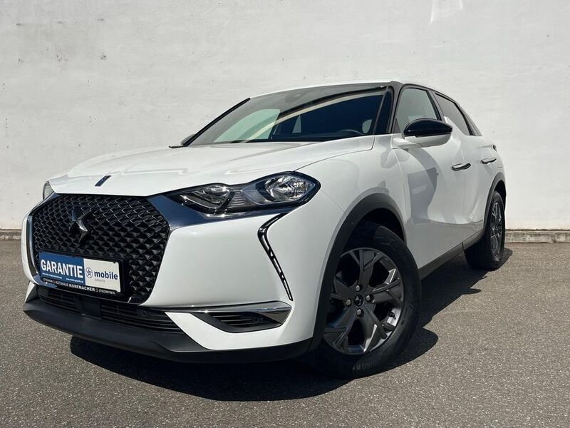Lack weiss banquise/typ aussenve Gebraucht 2022 DS Automobiles DS3 Crossback Bastille SUV | 16.695 € (Fairer Preis) - Bild 1/4