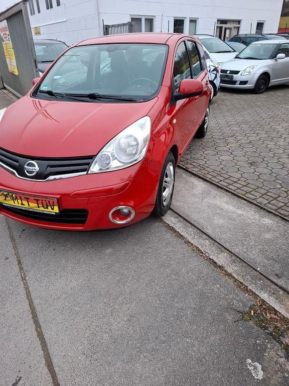 Gebraucht Nissan Note I-Way 88 PS (64 kW) 2013 Rot Limousine