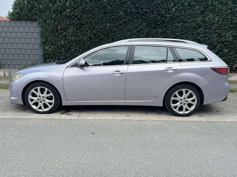 Grau Gebraucht 2010 Mazda 6 Kombi | 4.400 € - Bild 1/4