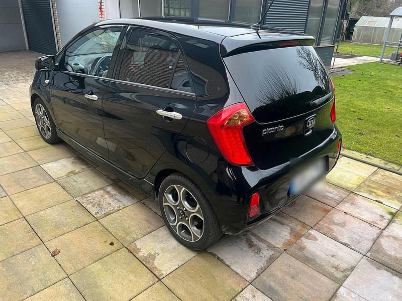 Gebraucht Kia Picanto 86 PS (63 kW) 2016 Schwarz Kleinwagen