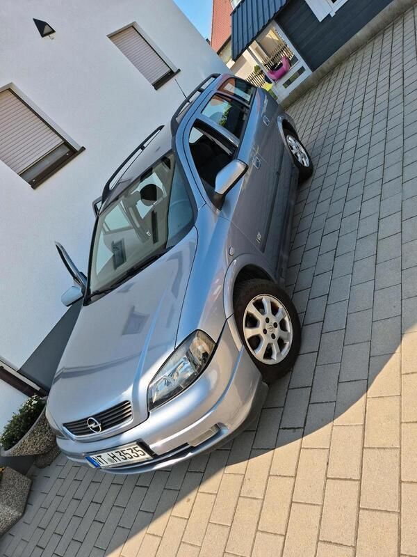 Blau Gebraucht 2003 Opel Astra Kombi | 1.600 € (Fairer Preis) - Bild 1/4