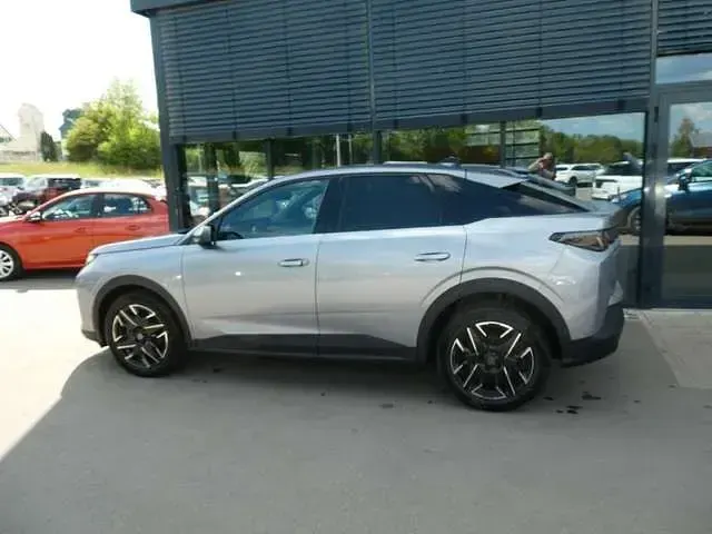 Gebraucht Peugeot 3008 Allure 145 PS (106 kW) 2025 Silber SUV
