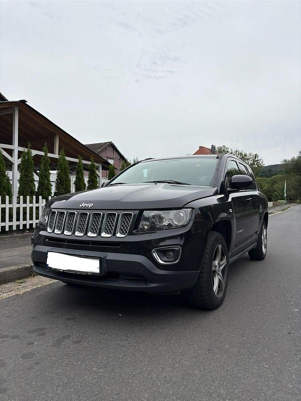 Schwarz Gebraucht 2016 Jeep Compass Limited SUV | 11.500 € (Fairer Preis) - Bild 1/4