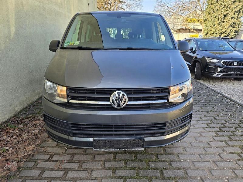Gebraucht VW Multivan 150 PS (110 kW) 2017 Indiumgrau metallic Van