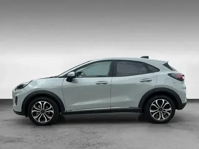 Używany Ford Puma Titanium 125 KM (91 kW) 2024 Szary Sedan/Limuzyna