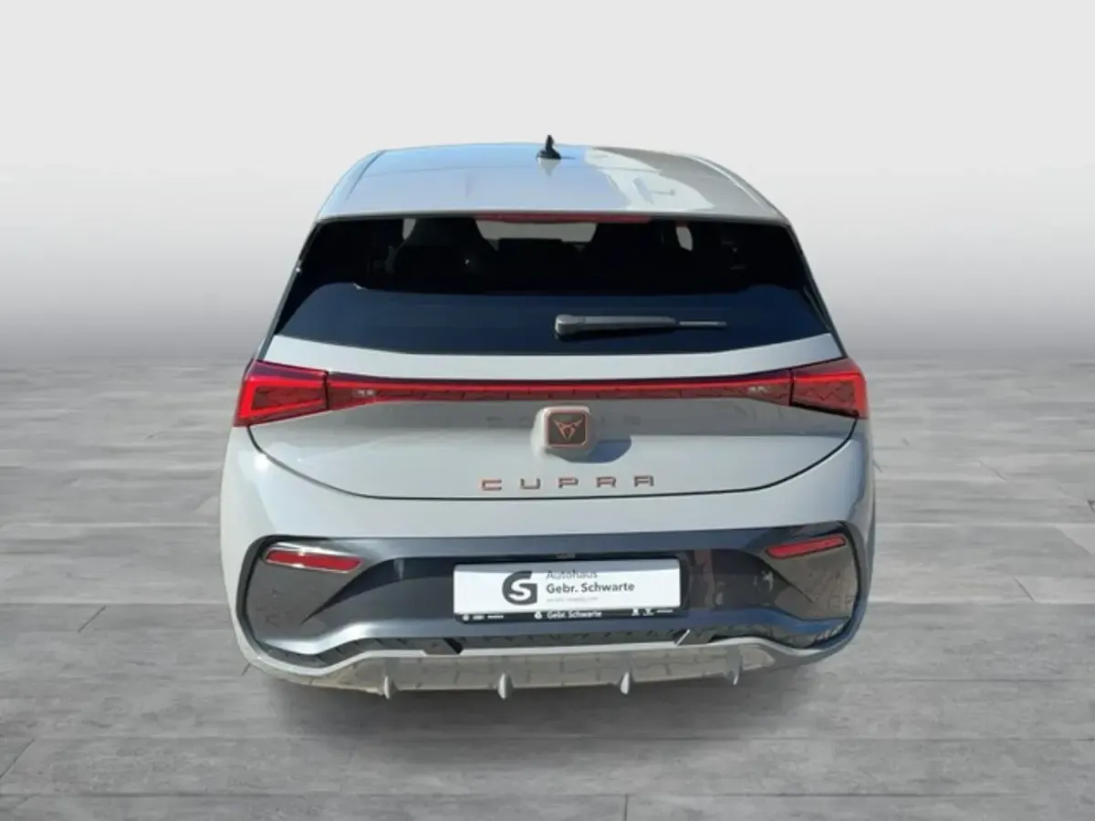 Gebraucht Cupra Born 169 kW (231 PS) 2024 Grau Kleinwagen