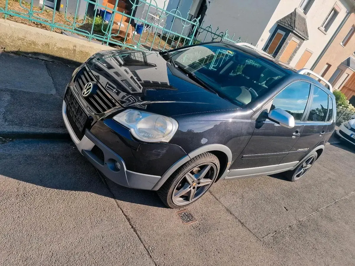 Gebraucht VW Polo Cross 101 PS (74 kW) 2006 Schwarz Kleinwagen