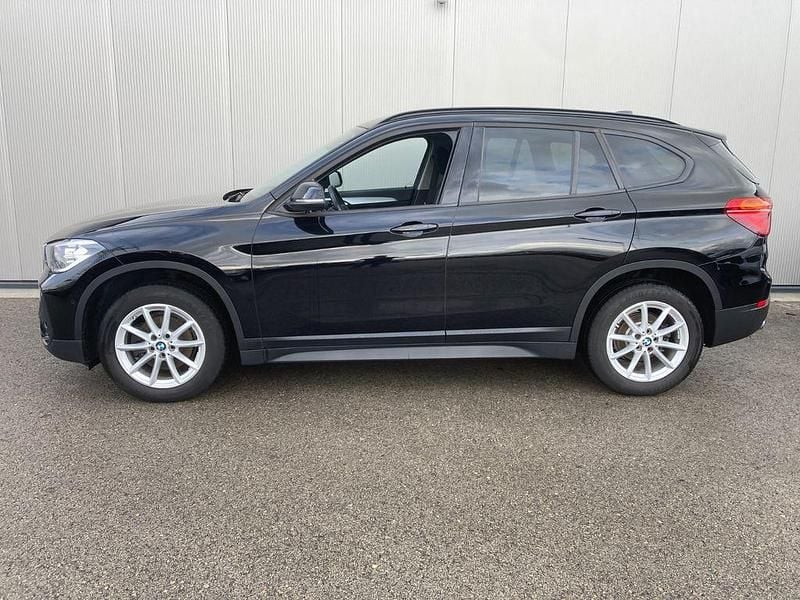 Schwarz Gebraucht 2020 BMW X1 SUV | 20.900 € (Guter Preis) - Bild 1/4