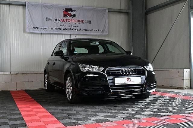 Schwarz Gebraucht 2016 Audi A1 Sportback Sport Kleinwagen | 11.990 € (Fairer Preis) - Bild 1/4