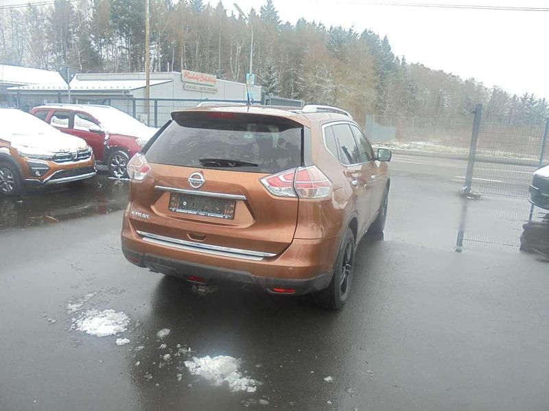 Gebraucht Nissan X-Trail N-Vision 177 PS (130 kW) 2017 Dark orange (m) SUV