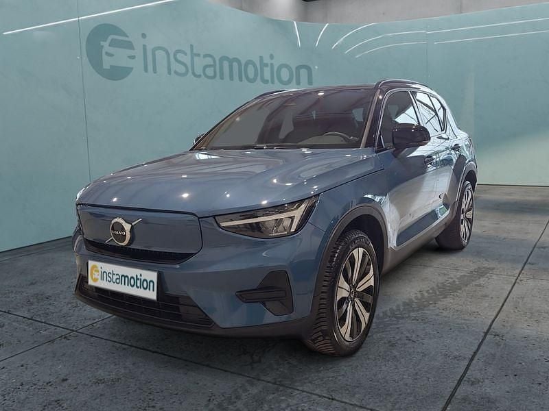 Blau Gebraucht 2023 Volvo XC40 Plus SUV | 32.799 € (Fairer Preis) - Bild 1/4