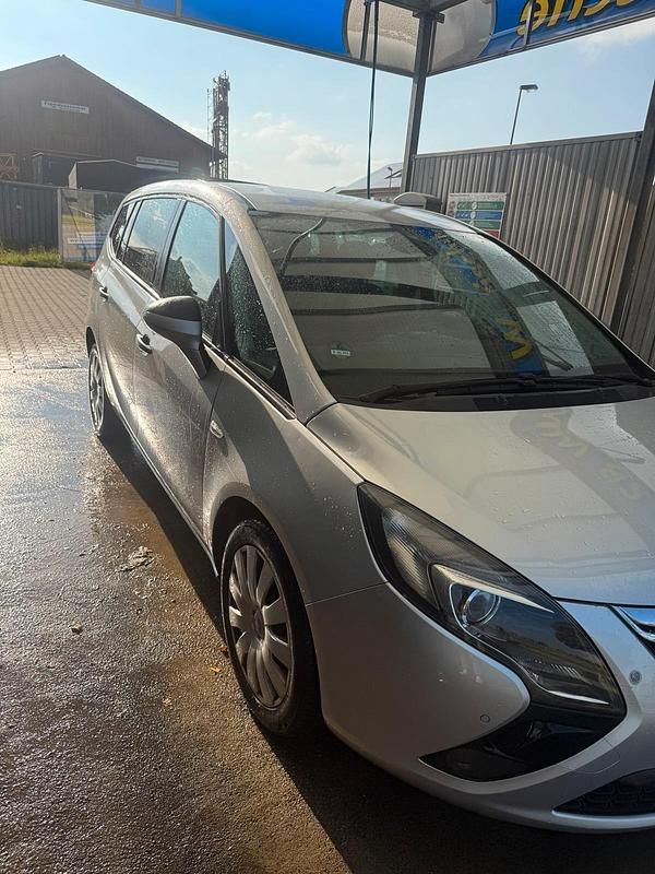 Gebraucht Opel Zafira 150 PS (110 kW) 2015 Orange Van / Kleinbus