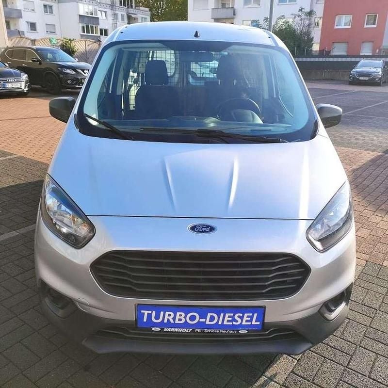 Gebraucht Ford Transit Trend 101 PS (74 kW) 2020 Polarsilber metallic Van / Kleinbus
