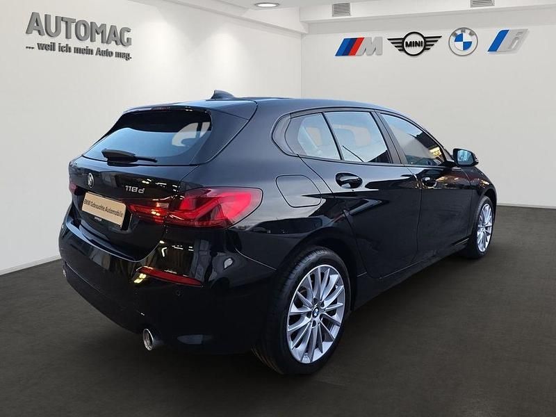 Gebraucht BMW 118 Advantage 150 PS (110 kW) 2023 Schwarz uni Kleinwagen