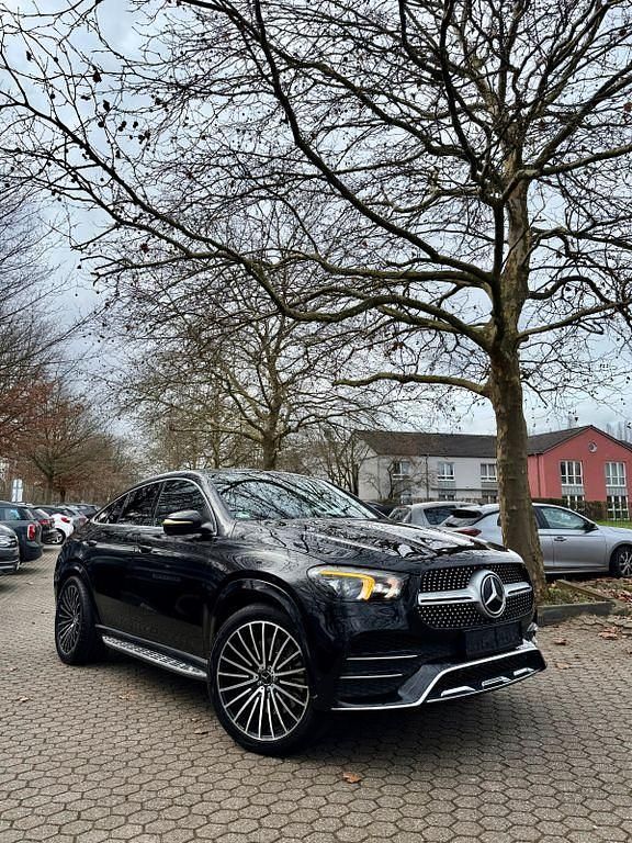 Schwarz Gebraucht 2021 Mercedes GLE350 AMG Coupé | 41.900 € - Bild 1/4