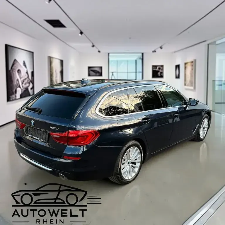 Gebraucht BMW 530 Luxury Line 252 PS (185 kW) 2019 Blau Kombi