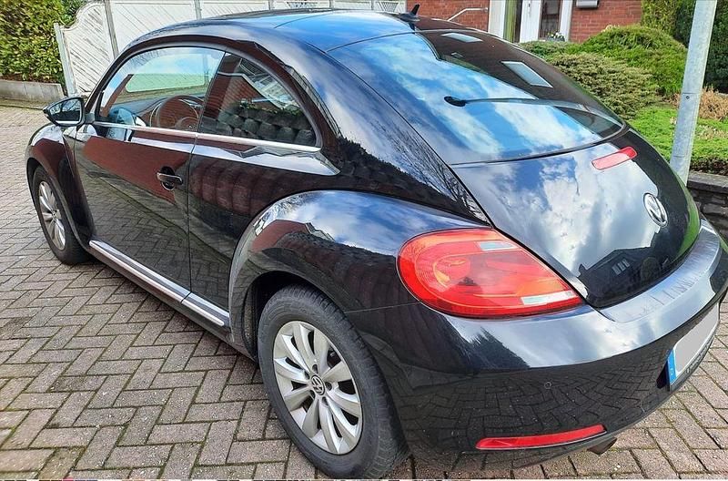 Gebraucht VW Beetle 105 PS (77 kW) 2014 Schwarz Kleinwagen