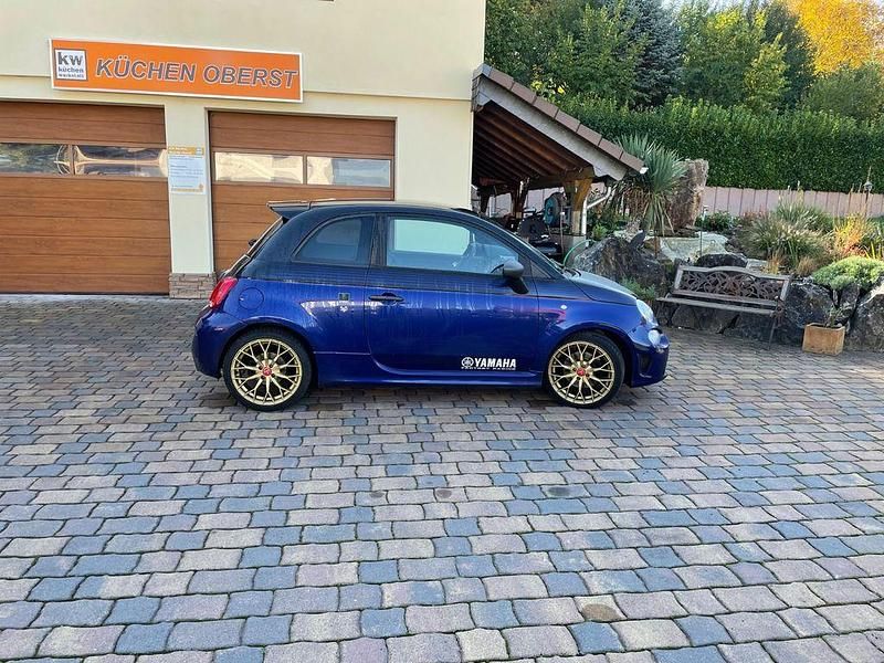 Blau Gebraucht 2020 Abarth 595 Kleinwagen | 17.900 € (Guter Preis) - Bild 1/4
