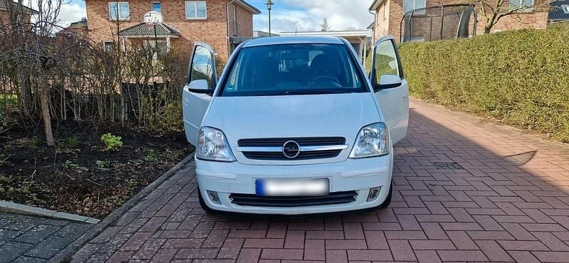 Second-hand Opel Meriva 125 CP (91 kW) 2004 Alb Monovolum