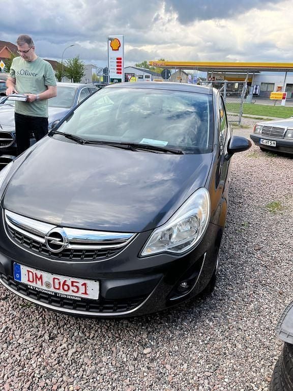 Gebraucht Opel Corsa Satellite 87 PS (63 kW) 2010 Grau Kleinwagen