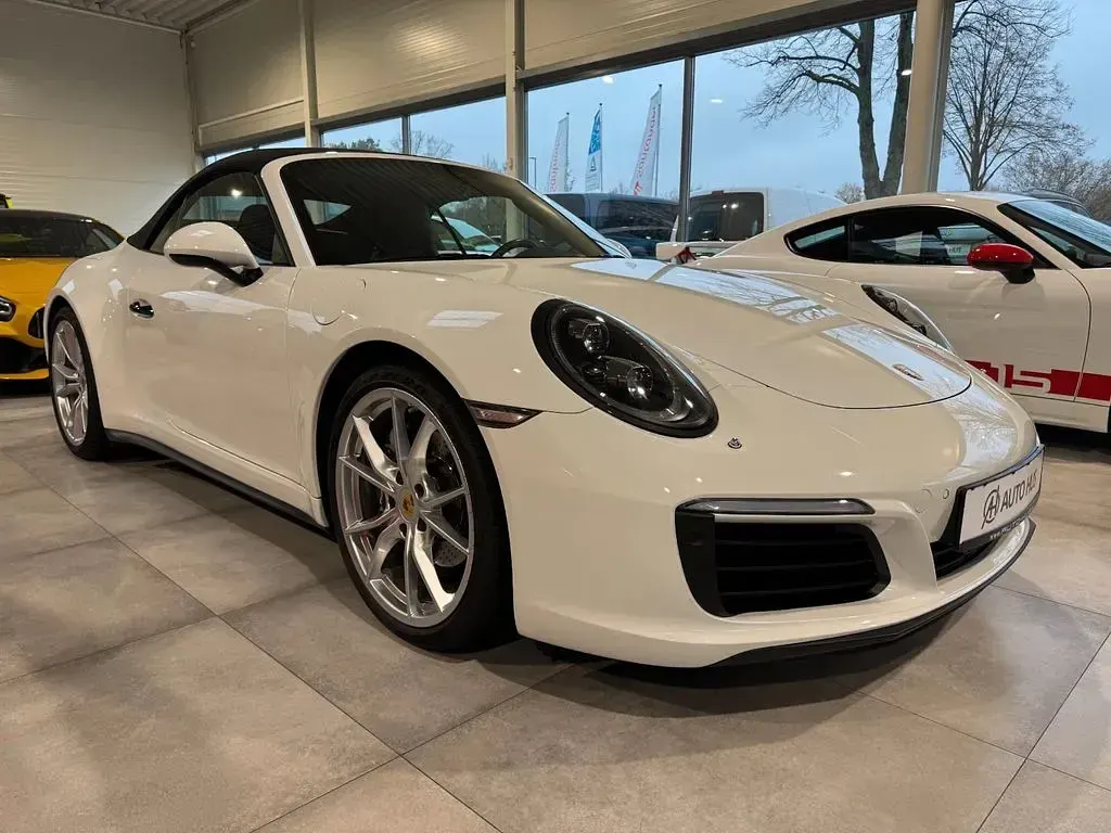 Gebraucht Porsche 911 Carrera Cabriolet 370 PS (272 kW) 2017 Weiß Cabrio