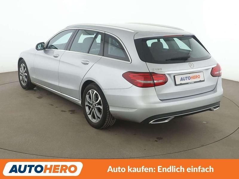 Gebraucht Mercedes C180 Avantgarde 156 PS (114 kW) 2019 Silber Kombi