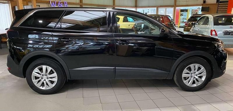 Gebraucht Peugeot 5008 131 PS (96 kW) 2020 Perlanera Van / Kleinbus