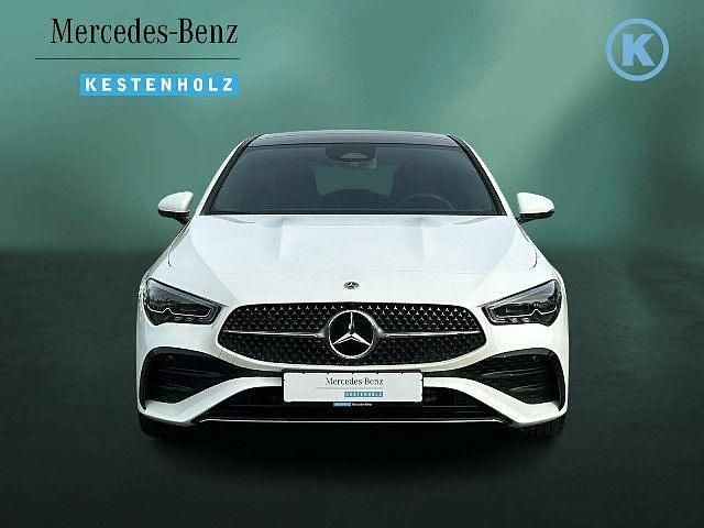 Gebraucht 2024 Mercedes CLA250 Shooting Brake AMG line Kombi | 41.890 € (Teuer) - Bild 1/4