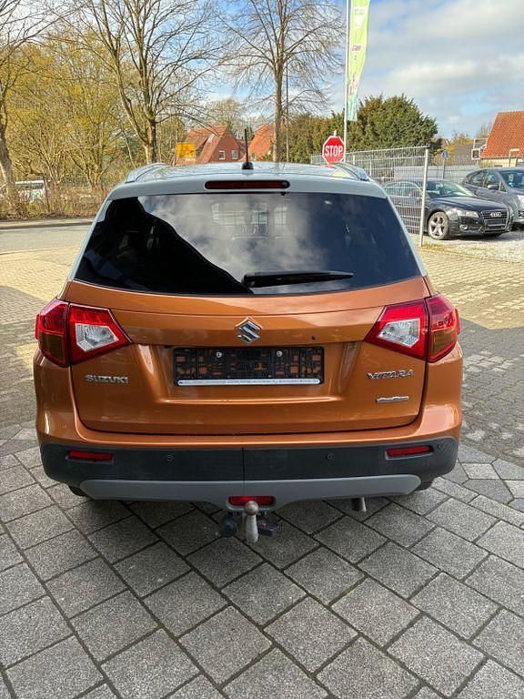 Gebraucht Suzuki Vitara Comfort 120 PS (88 kW) 2016 Orange SUV