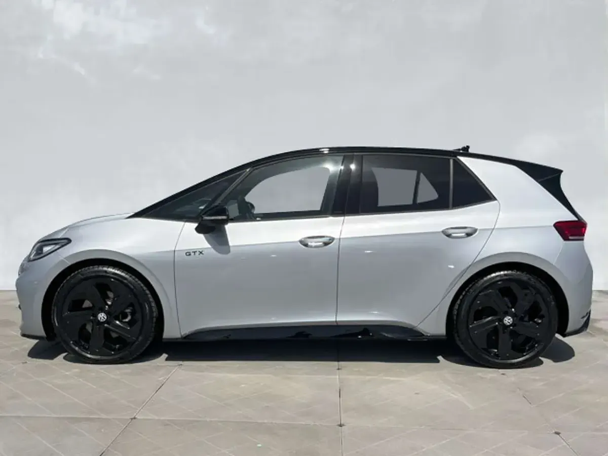 Gebraucht VW ID.3 GTX 210 kW (286 PS) 2025 Silber Kleinwagen