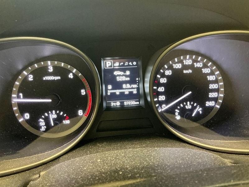 Gebraucht Hyundai Santa Fe Style 200 PS (147 kW) 2017 Weiß SUV